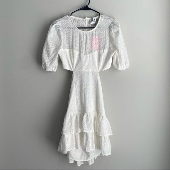 HELLO MOLLY Dream With Me Eyelet Open Back Dress White - Picture 2 of 10